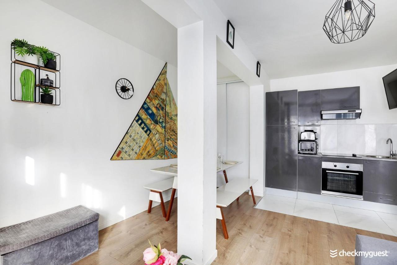 Cmg Sacre Coeur Eugene Carriere Apartment Paris Exterior photo